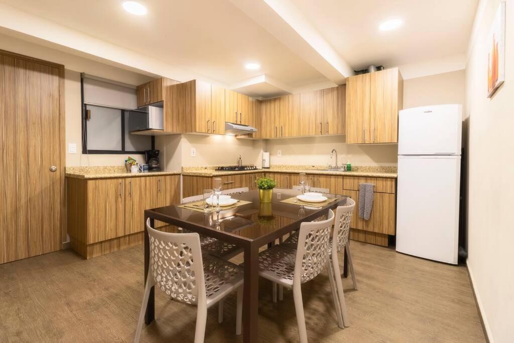 102 Centro 2bdrm 2bath Ac Rooftop Casa vacanze
